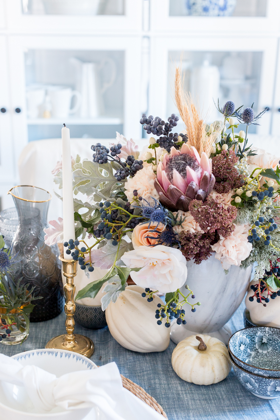 900px x 1350px - Blue and mauve fall tablescape