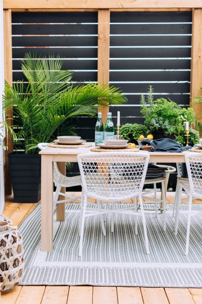 Easy Outdoor Tablescape Two Ways