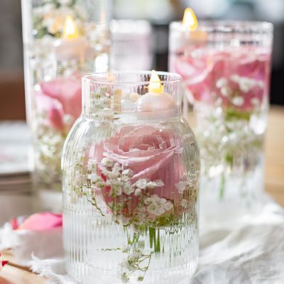 Easy Rose and candle centerpiece